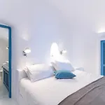Aristos Life Luxury Cave *