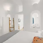 Aristos Life Luxury Cave فيلة أويا