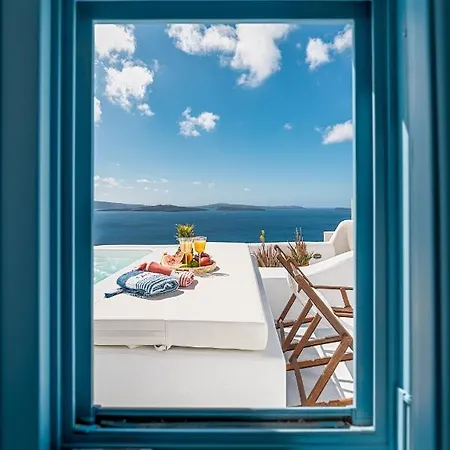 Aristos Life Luxury Cave Villa *