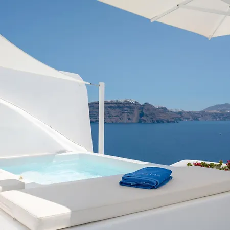 Aristos Life Luxury Cave Oia (Santorini)