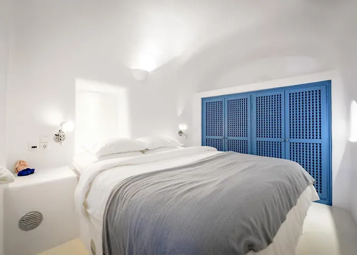 Aristos Life Luxury Cave Willa Oia