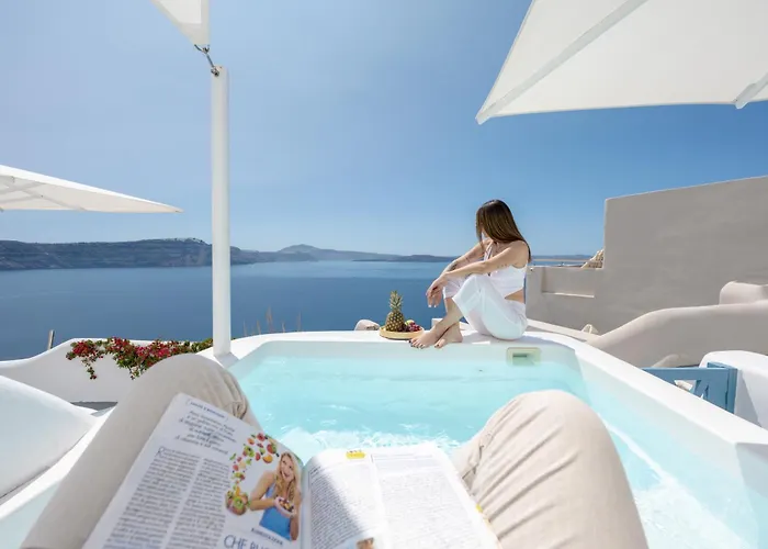 Aristos Life Luxury Cave Oia