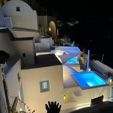 Aristos Life Luxury Cave *