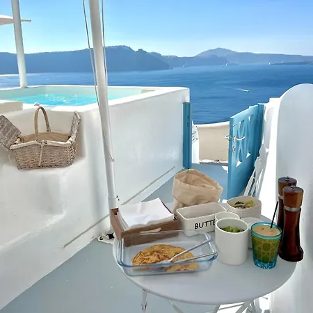 Aristos Life Luxury Cave *