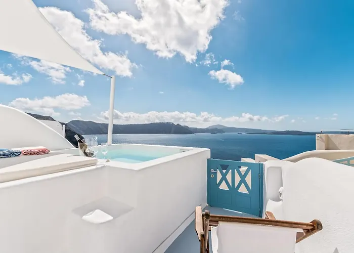 Aristos Life Luxury Cave Villa *