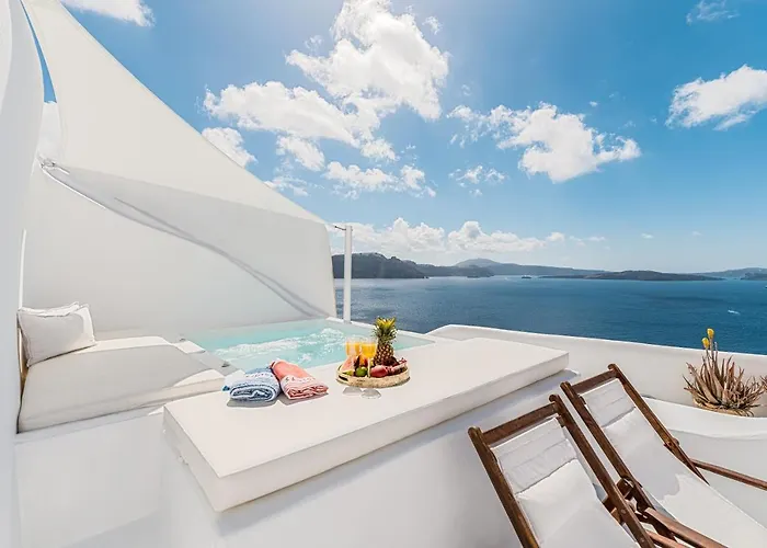 Aristos Life Luxury Cave Oia