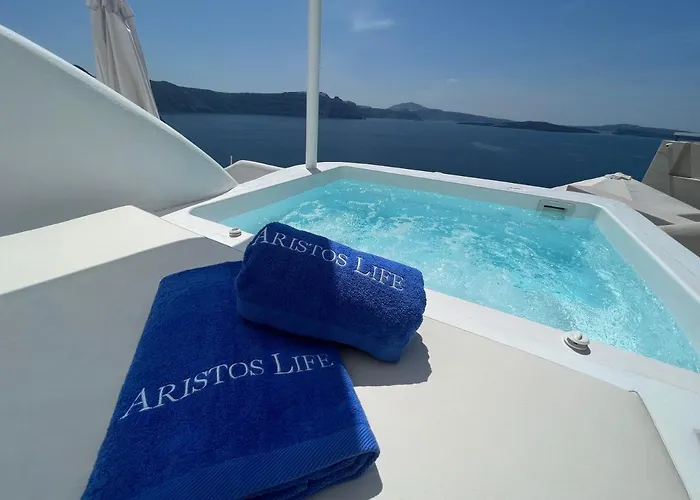 Aristos Life Luxury Cave Villa *